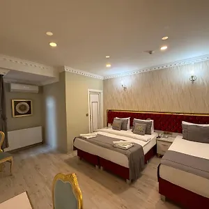 5* Hotel Rhythm